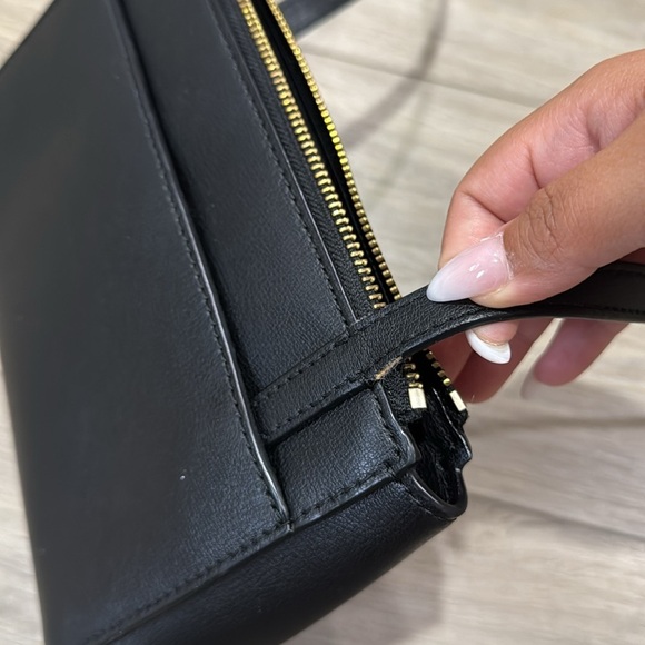 Marc Jacobs The Commuter Crossbody - Picture 10 of 14